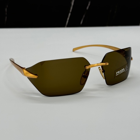 NEW PR A55S 15N01T PRADA GOLD GREEN RIMLESS SPR A55 15N01T WOMEN SUNGLASSES main image 9